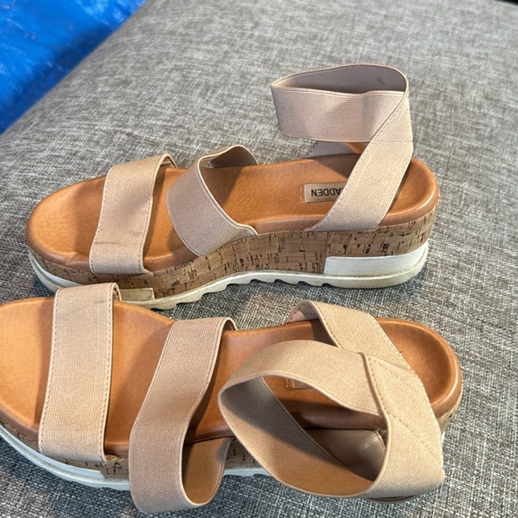 Steve Madden Bandi Wedges Beige- Womens- - Picture 7 of 10